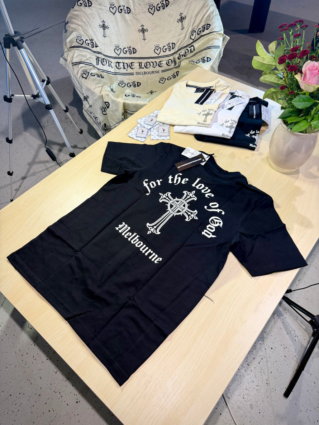 For the love of God og logo heavyweight tee black